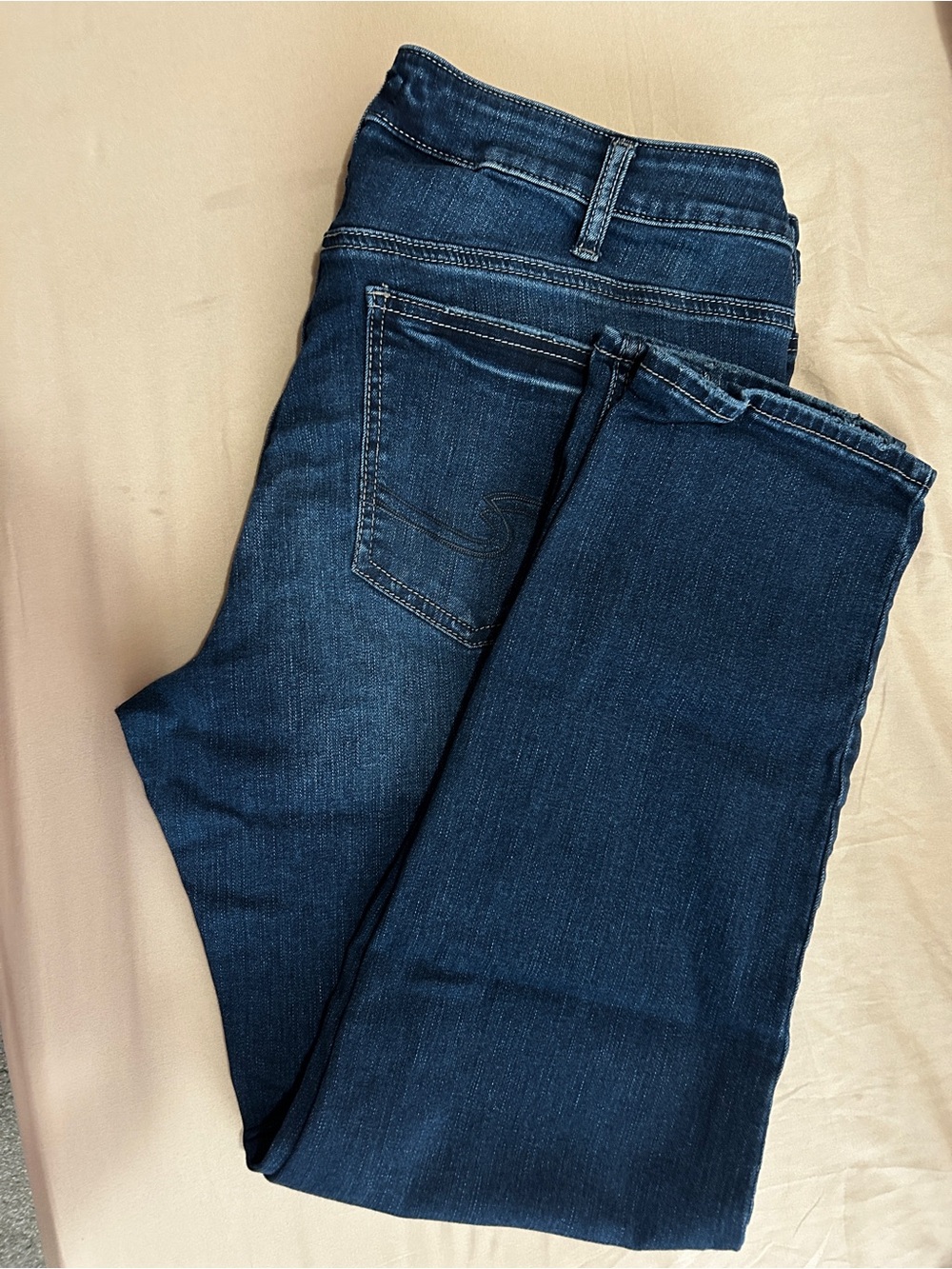 Silver Jeans Women’s Suki size 18 Straight Dark Blue Denim
